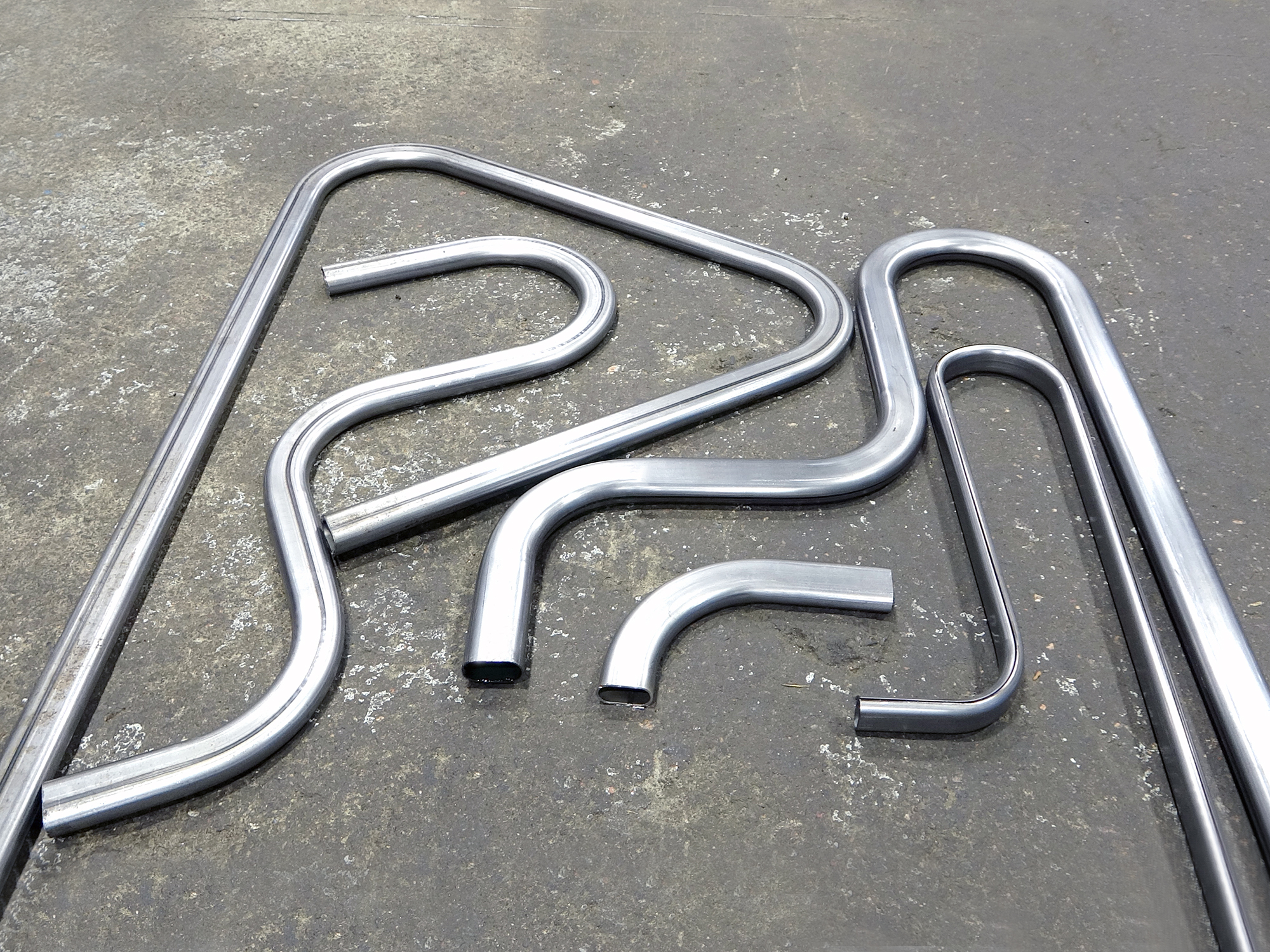 Гибка плоскоовальных труб на заказ